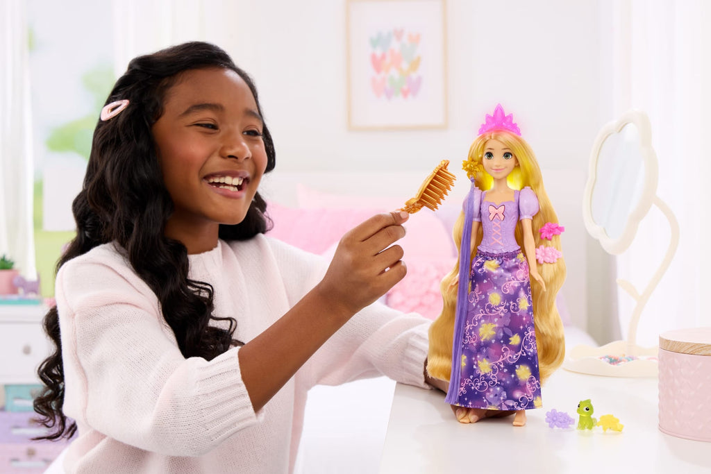 Disney Princess Light-Up Hair Rapunzel Fashion Doll W/ 5 Ways To Glow, Pascal Figure & 7 Accessories
