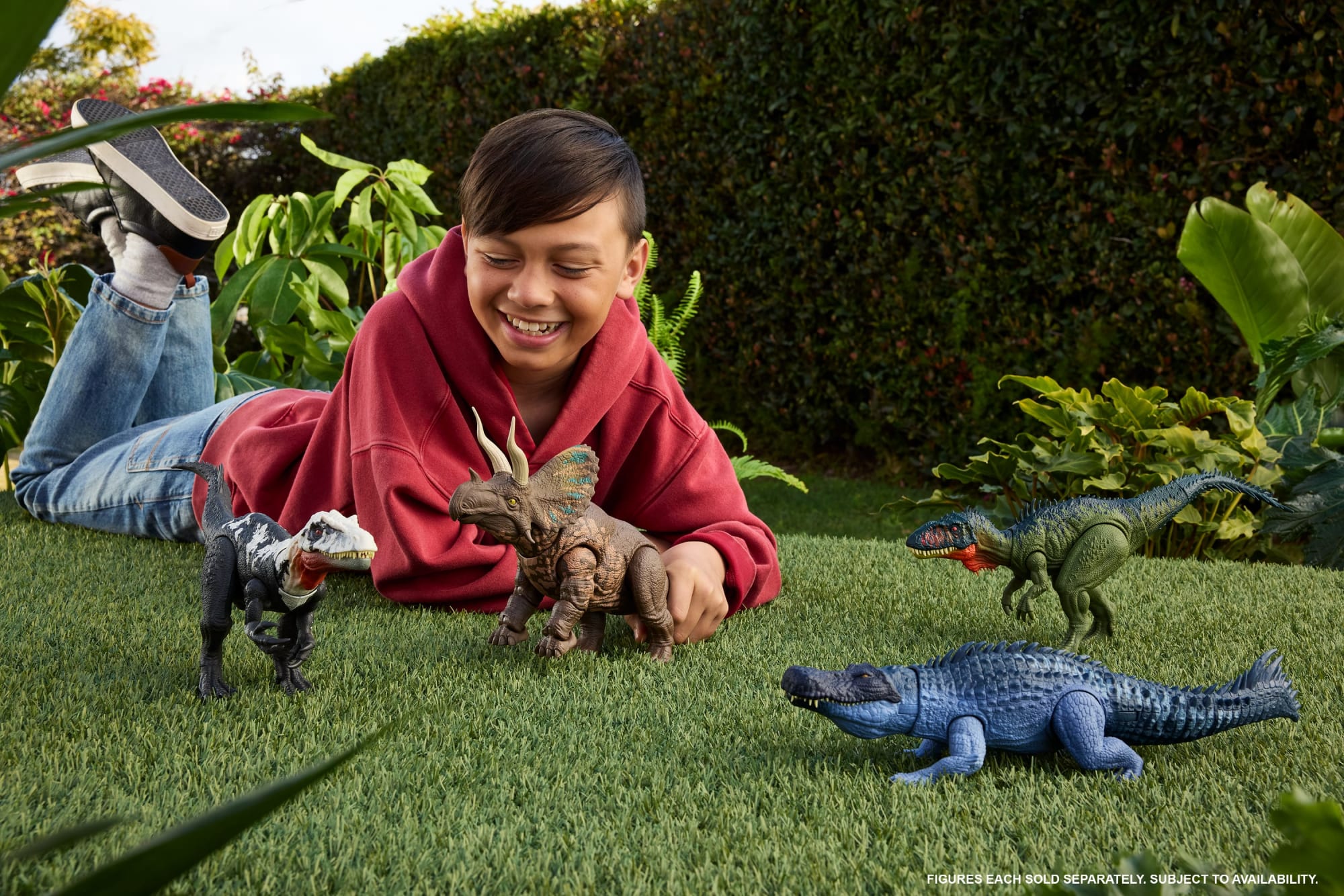 Jurassic World Rebirth Gigantic Thrashers Tyrannotitian  Dinosaur Figure Toy, Tail Activated Attack