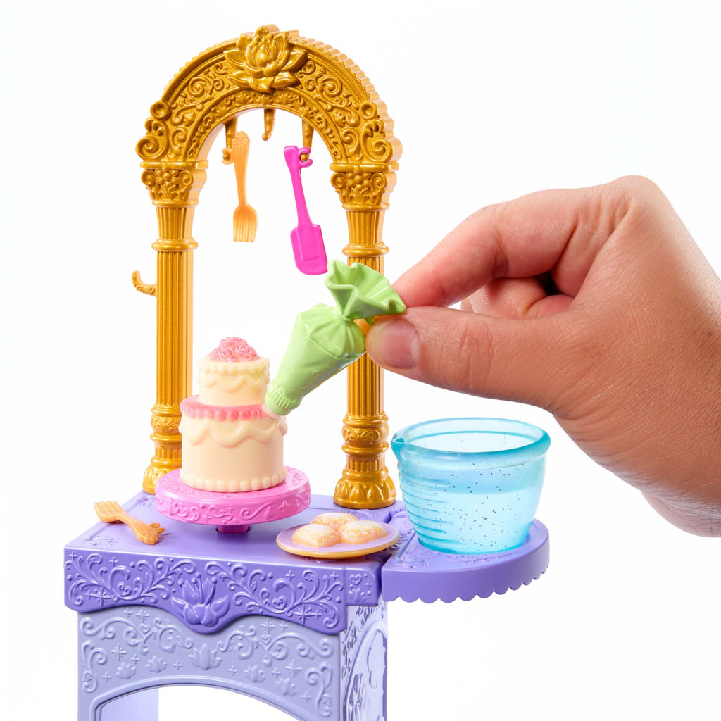 Disney Princess Enchanted Stories Tiana Pastry Set W/ Color Change Cake & 10 Accessories From Movie