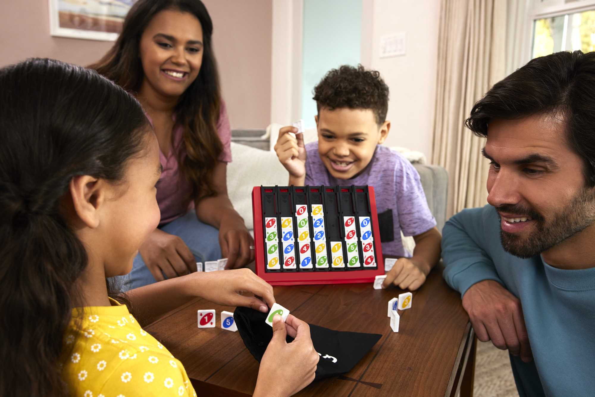 UNO Juego de Mesa Quatro