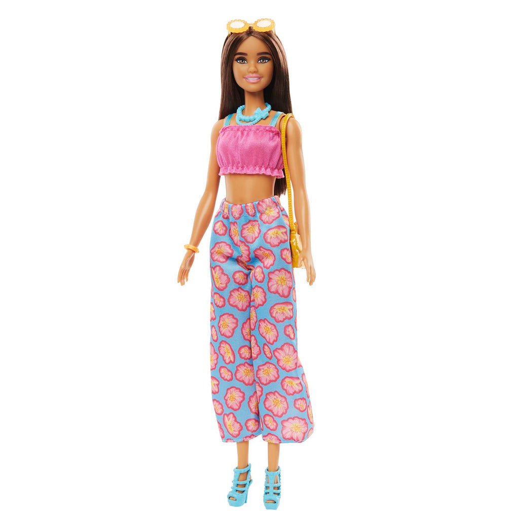 Barbie Doll And Fashion Advent Calendar, 24 Clothing And Accessory Surprises