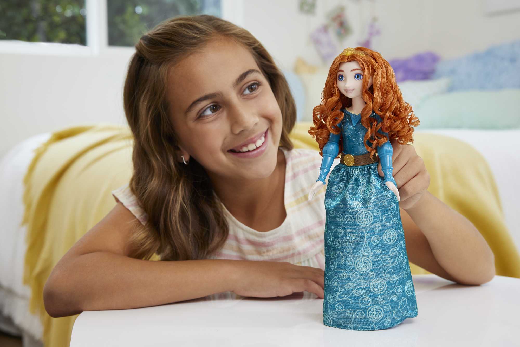 Disney Princess Merida Doll With Sparkling Fashion & Accessories, Inspired By Disney & Pixar Movie Brave