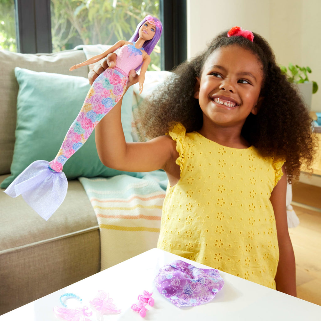 Barbie  Fantaisie  Poupée  Coffret Déguisements Fantastiques